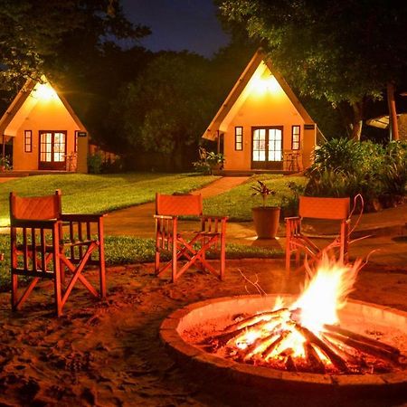 Ursula'S Homestead Victoria Falls Dış mekan fotoğraf