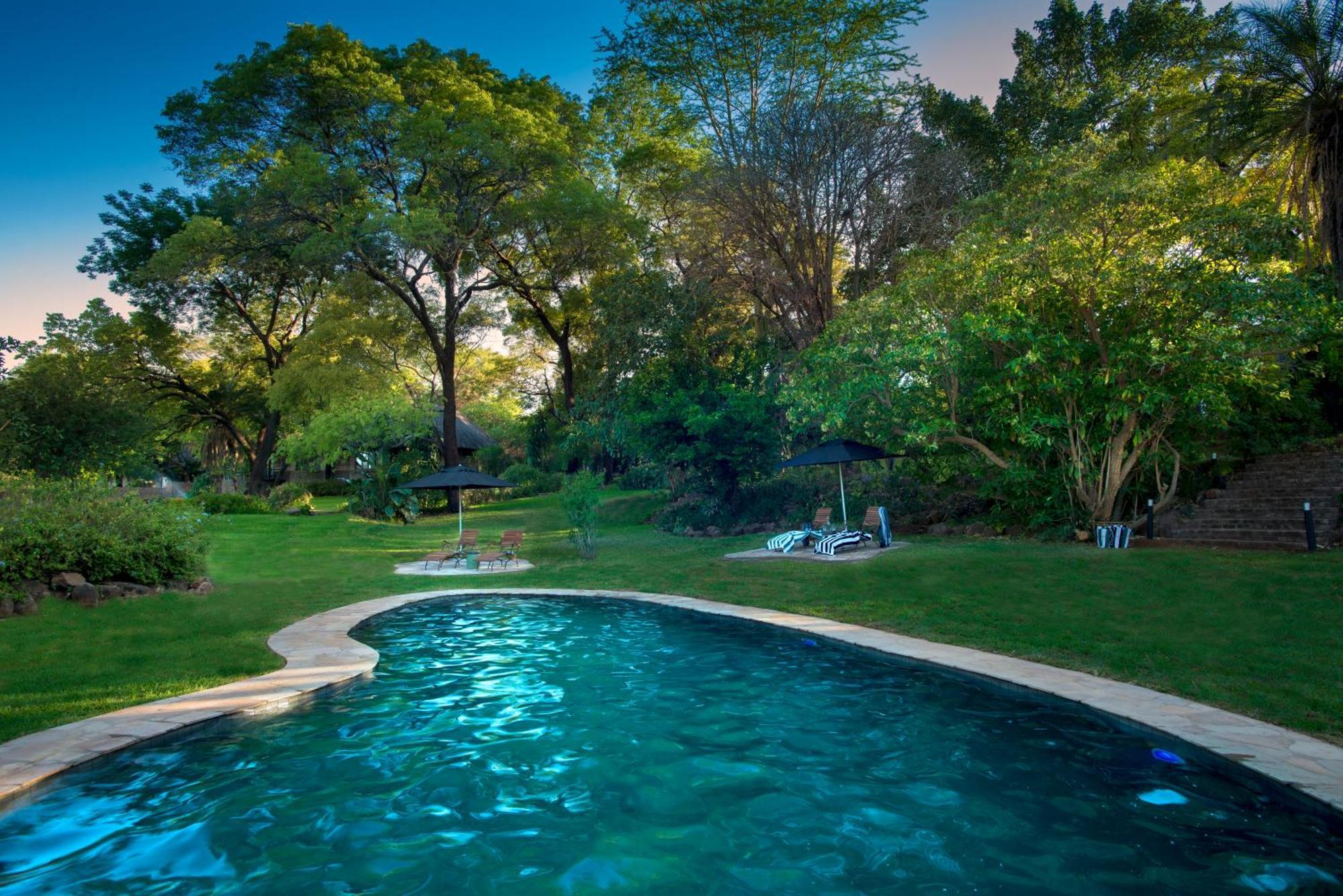 Ursula'S Homestead Victoria Falls Dış mekan fotoğraf