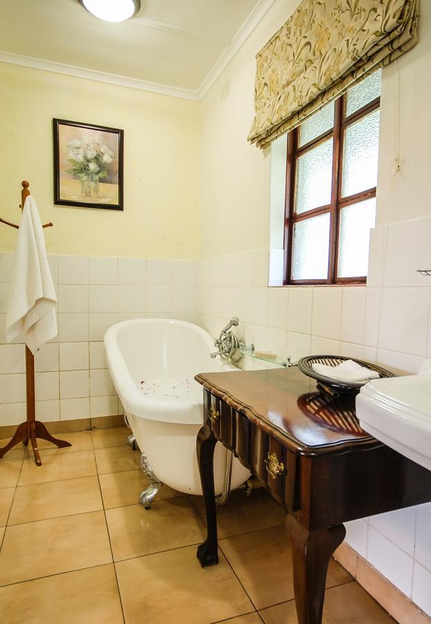 Ursula'S Homestead Victoria Falls Dış mekan fotoğraf